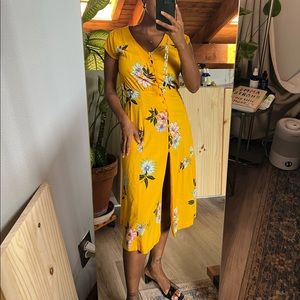 Vintage Ann-Marie Yellow dress with button detail